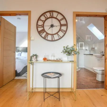 Rowan Tree Apartment - A Modern, Quiet Hideaway With Sweeping Views Across Oban Exterior photo